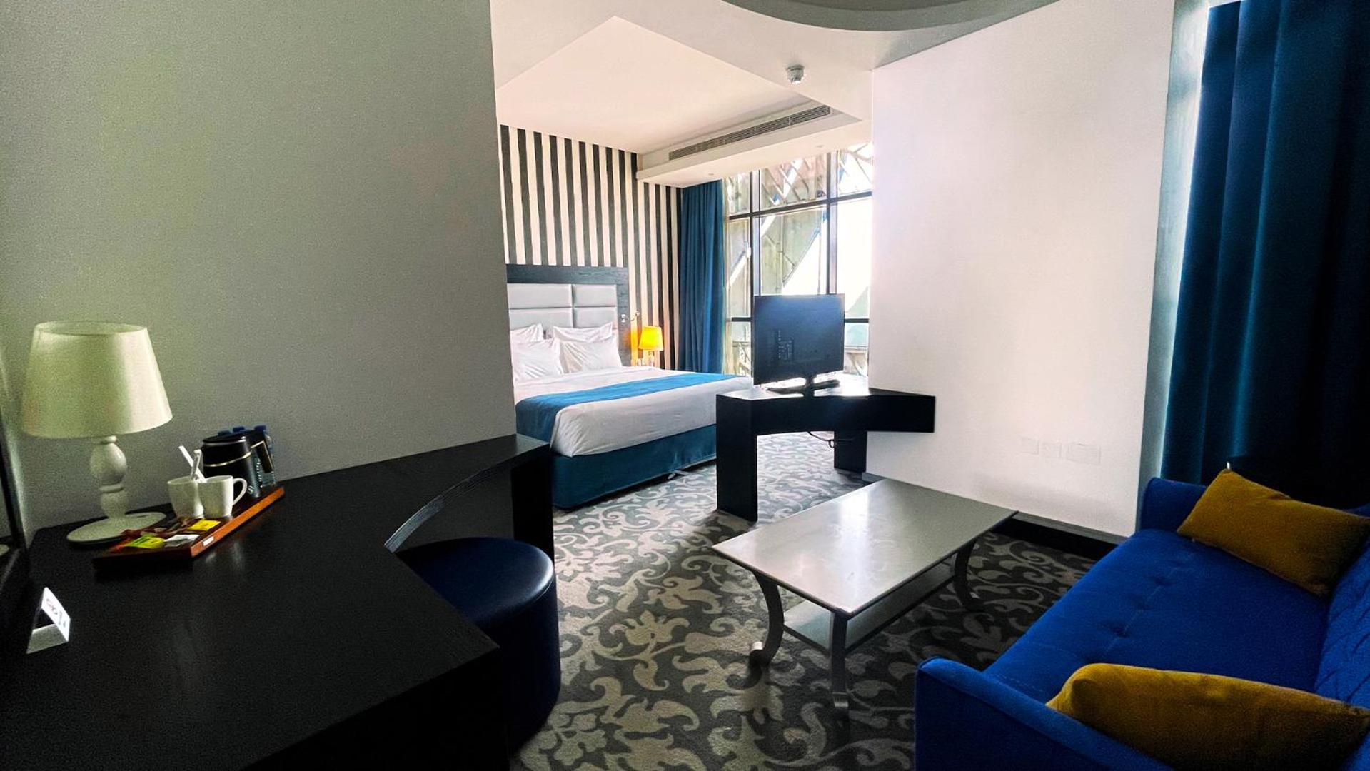 Signature 1 Hotel Tecom Dubai Exterior photo